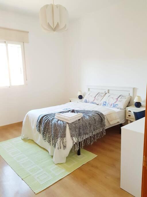 Piso- Huesca Capital - With Elevator Apartment Exterior photo